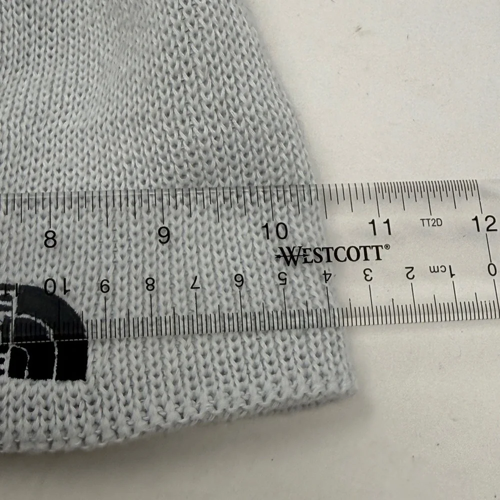 The North Face Light Grey Knit Fleece Lined Beanie Skull Cap Embroidered Logo